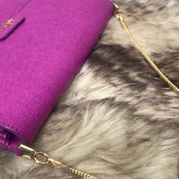 Ralph Lauren Purse with luxurious gold hardware - Picture 7 of 8